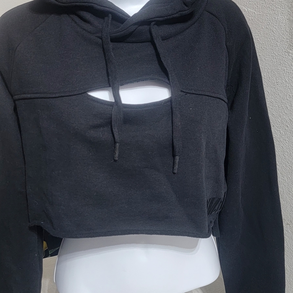 Gymshark Black Cutout Cropped Hoodie